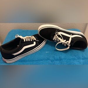 Vans Old Skool Black White Classic Skate Shoes – Unisex – Good Condition